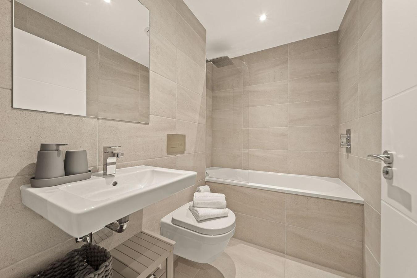 Atlas House Three * Harrogate